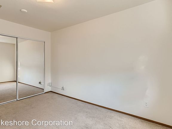 4th image of 3617 Hoyt Ave APT 201