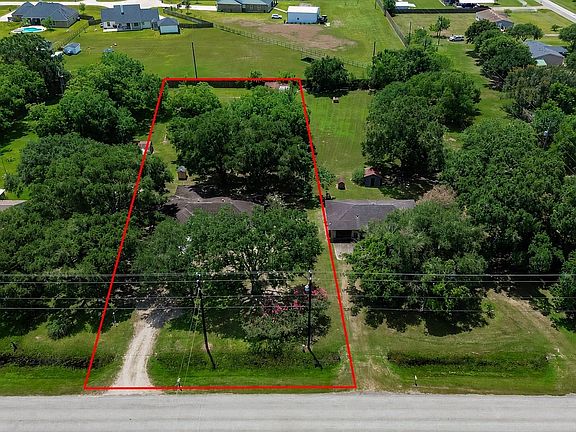 2nd image of 11105 Needville Fairchilds Rd