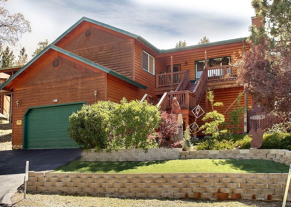 1st image of 473 Villa Grv