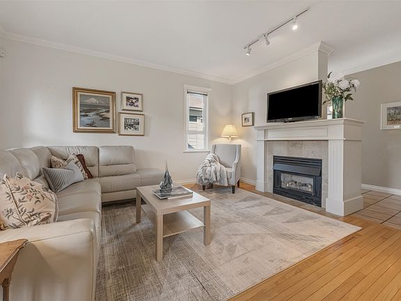 4th image of 15055 20th Ave #49