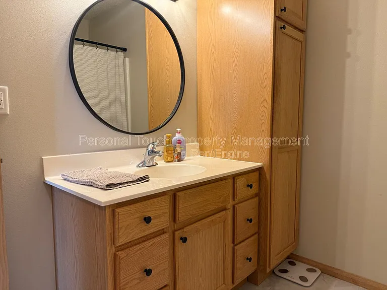 1219 4th St NW — Photo 13