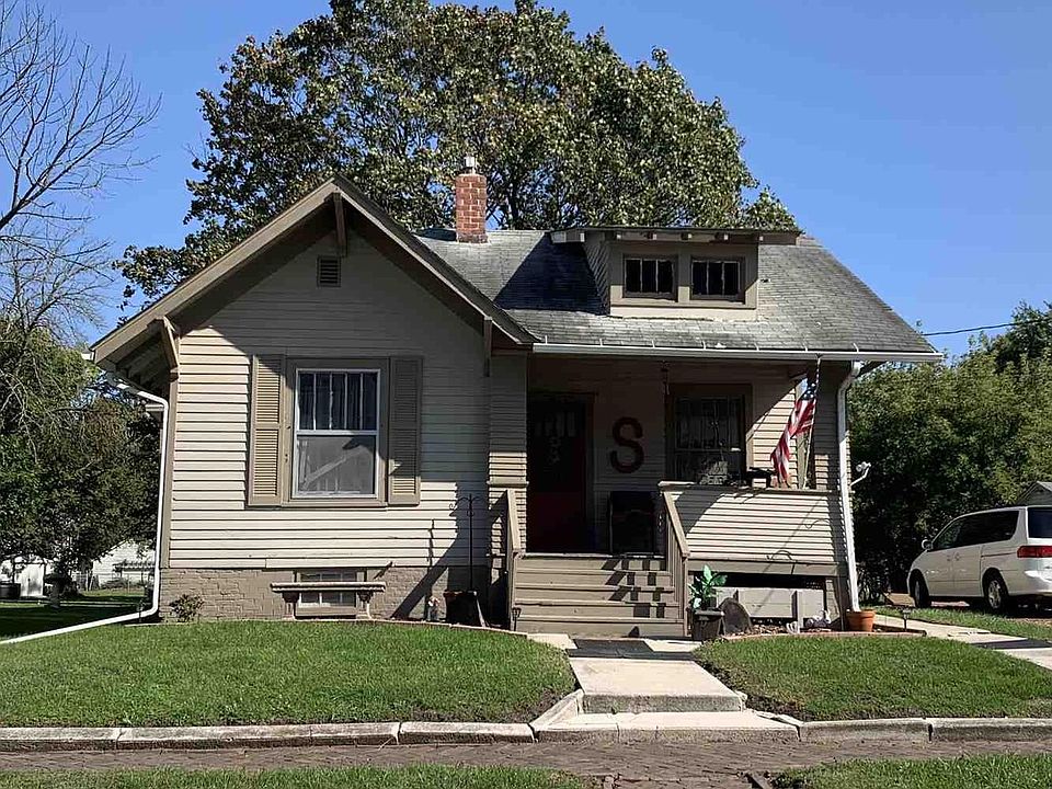 2nd image of 1033 N Kellogg St