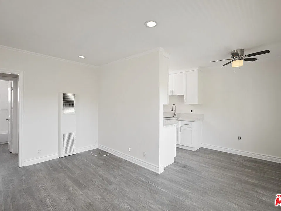 2636 Kansas Ave #9