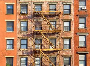 122 1st Ave #B, New York, NY 10009