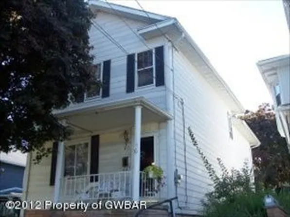 317 State St, Nanticoke, PA 18634