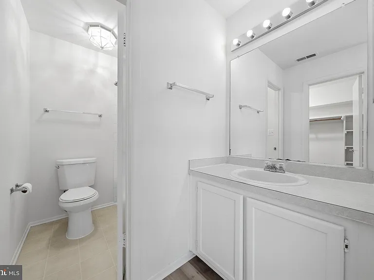 8010 Needwood Rd #201 — Photo 30