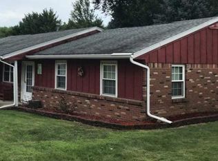 347 Maumee Ln, Napoleon, OH 43545