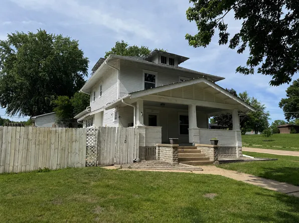 829 11th Ave, Fulton, IL 61252