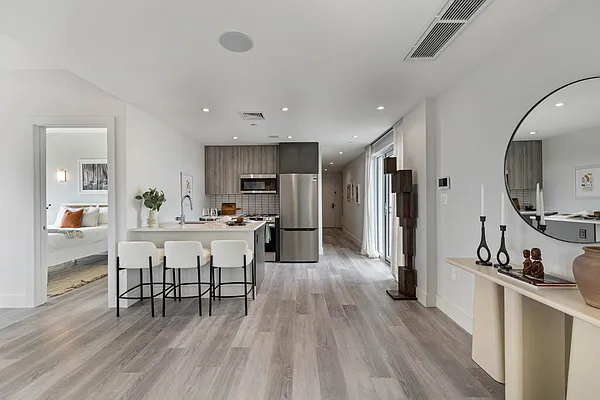 Rented by ERNY LLC | media 5