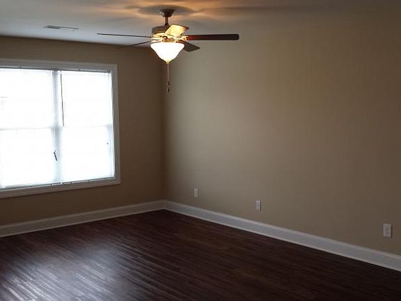 4th image of 2308-B Brookville Dr