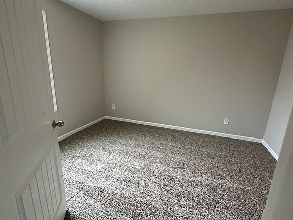 4th image of 218 Tarrytown Dr