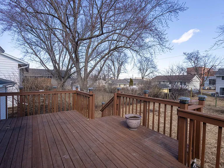 2318 Pinehurst St — Photo 28