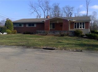 190 Hornwood Dr, Dayton, OH 45405