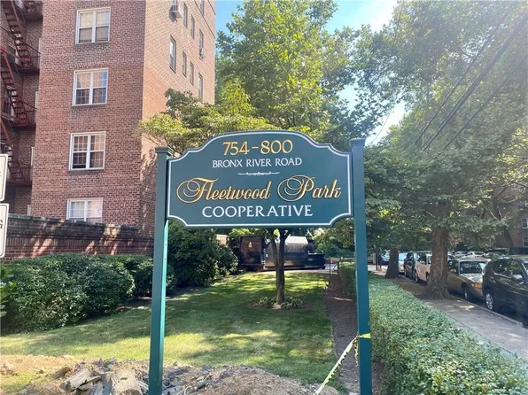796 Bronx River Road #B56, Bronxville, NY 10708