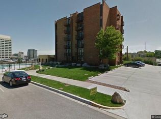 2933 Baltimore Ave APT 603, Kansas City, MO 64108