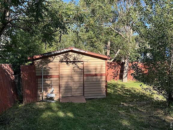 2nd image of 5 Ethel Ct