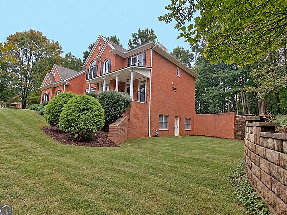 5th image of 125 Hedgewick Way
