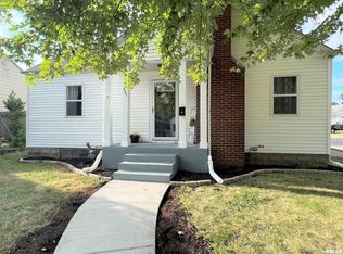 227 W 30th St, Davenport, IA 52803