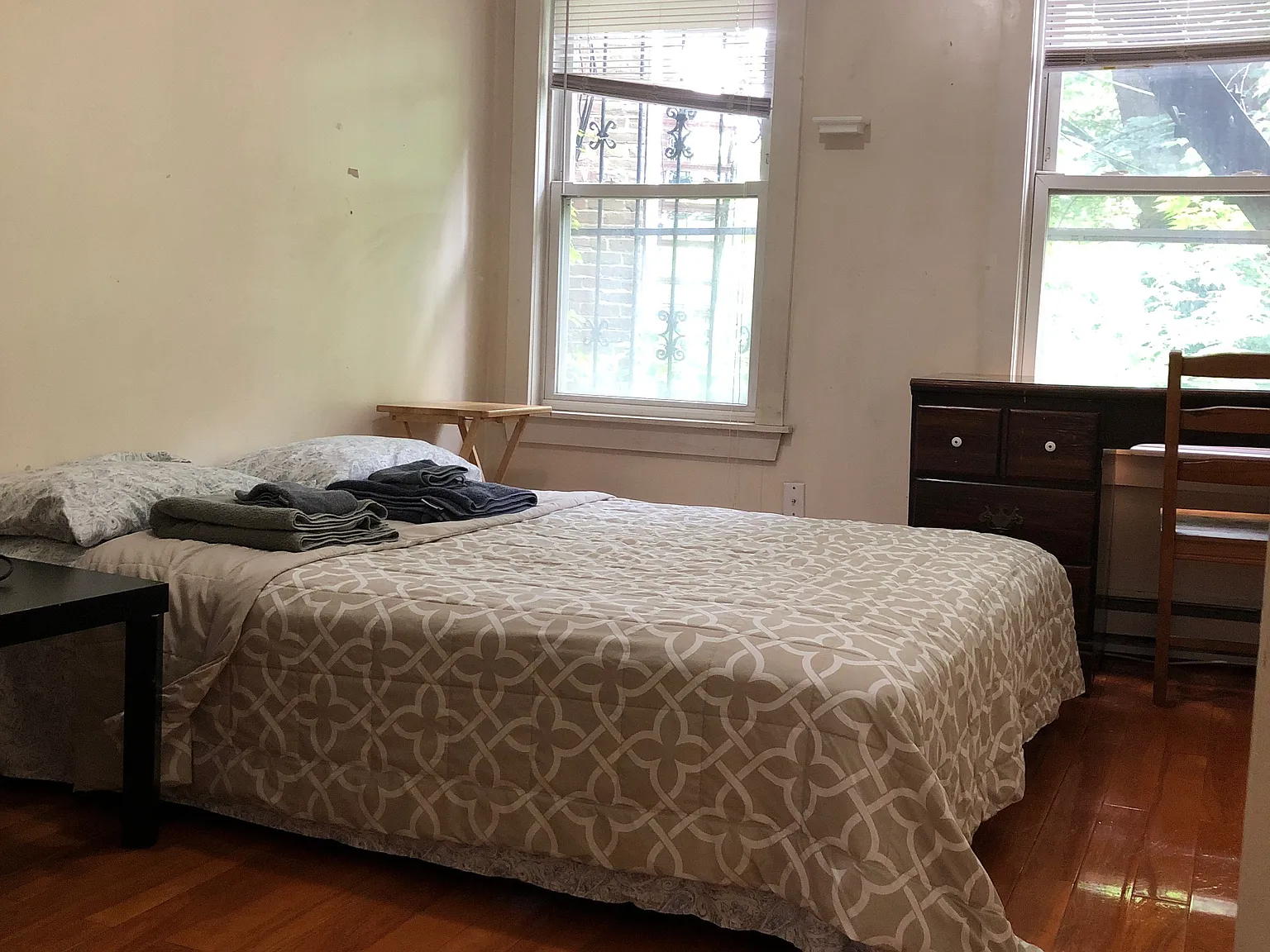 3 bed, 800 sqft, $1,100 — Photo 4