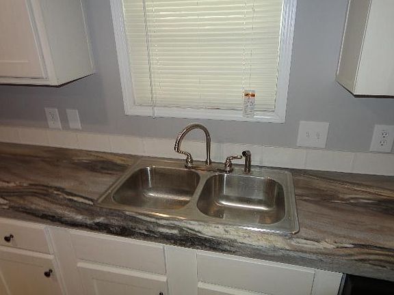 5th image of 10754 SW 32nd Ave