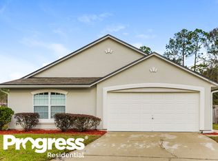 3028 Wavering Ln, Middleburg, FL 32068