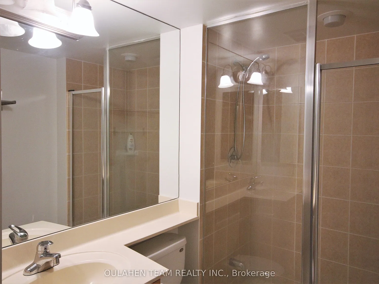 2 bed, $3,050 — Photo 2