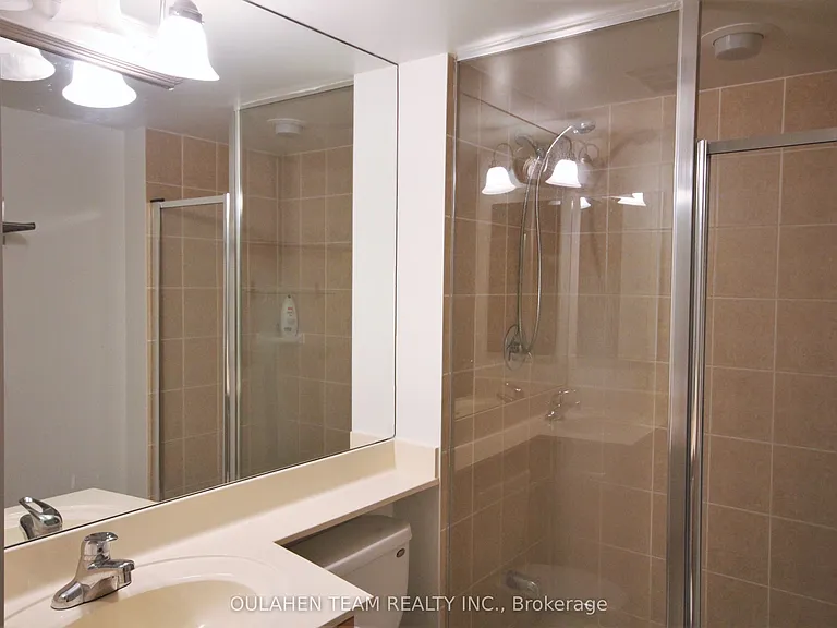 80 Harrison Garden Blvd #219 — Photo 2