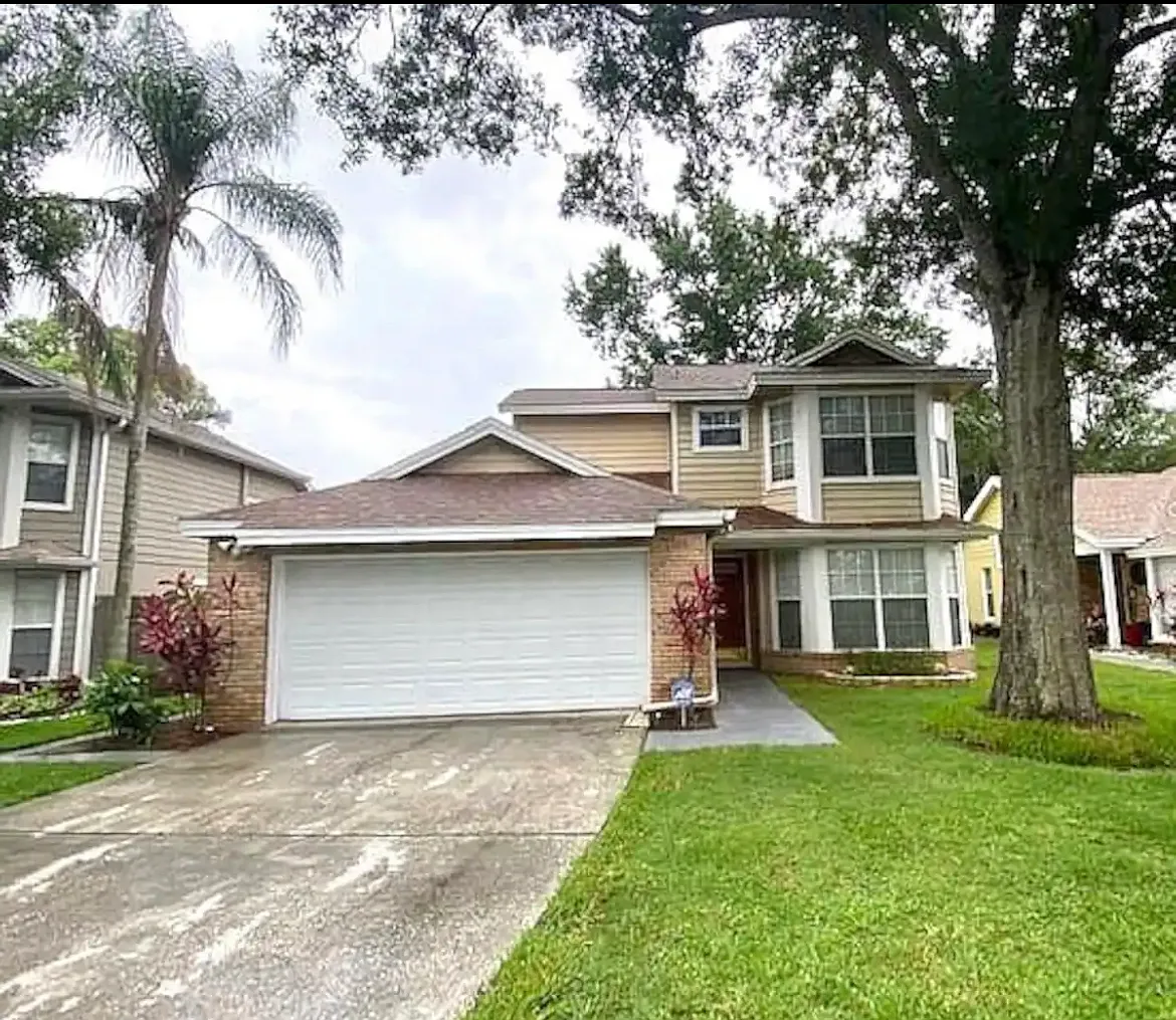 3 bed, 1595 sqft, $3,000 — Photo 1