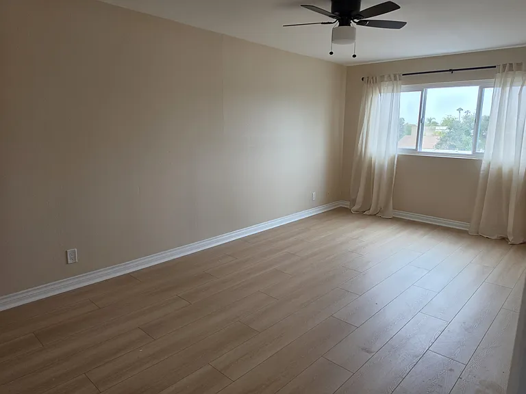125 S Sierra Madre Blvd #309 — Photo 8