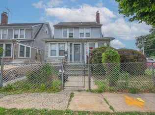 20802 100th Ave, Queens Village, NY 11429