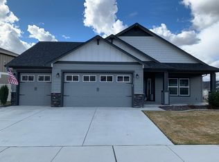 6725 N Madellaine Dr, Coeur D Alene, ID 83815