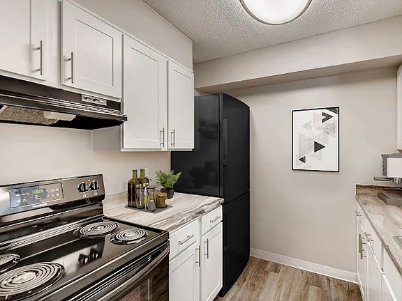 2nd image of 2038 S Vaughn Way #6342275