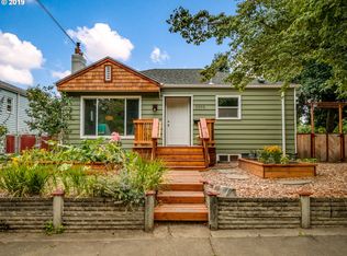 9302 N Van Houten Ave, Portland, OR 97203