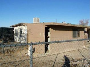 6394 Hollinger Rd, Joshua Tree, CA 92252
