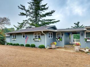 270 Azalea Ln, Highlands, NC 28741