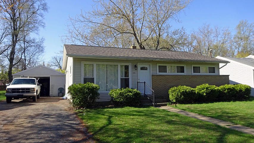 1st image of 3086 Brookmont Dr