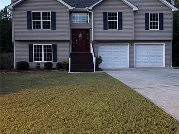 5482 Latham Manor Dr, Gainesville, GA 30506