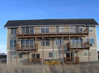1063 Ocean Shores Blvd SW, Ocean Shores, WA 98569