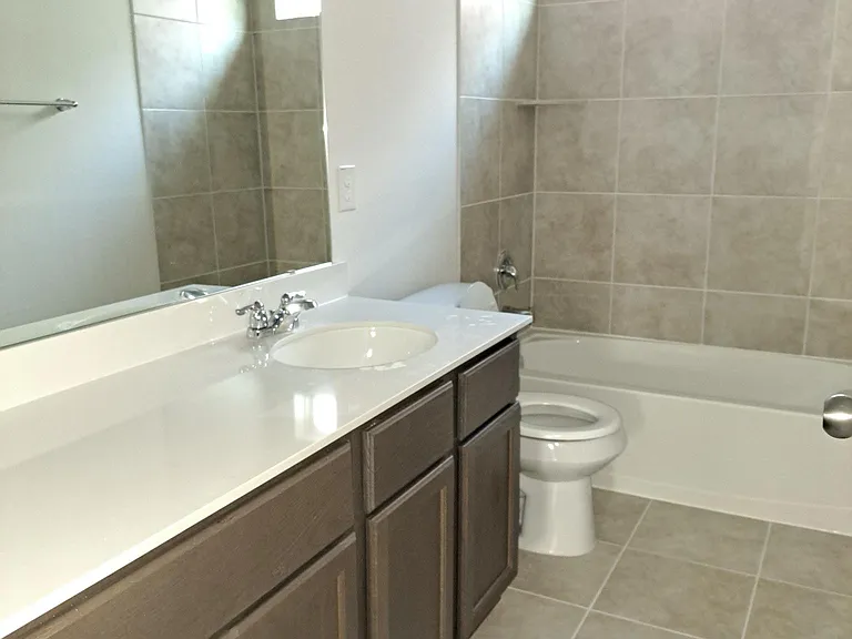 260 Jefferson Dr — Photo 13