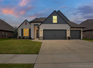 18609 E 45th St S, Tulsa, OK 74134