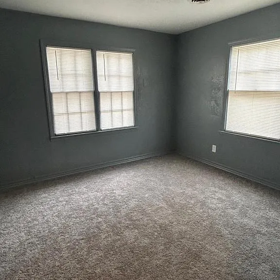 2104 NW Denver Ave — Photo 8