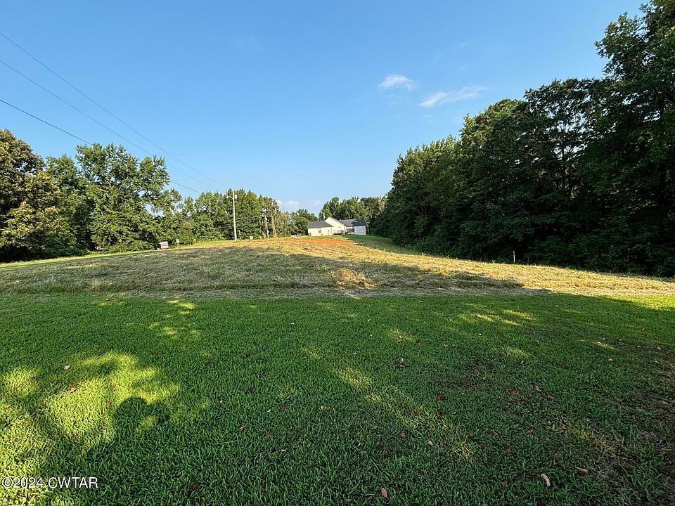 2nd image of 82 Derek Dr