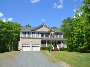 25 Tracey Ln, Fredericksburg, VA 22406
