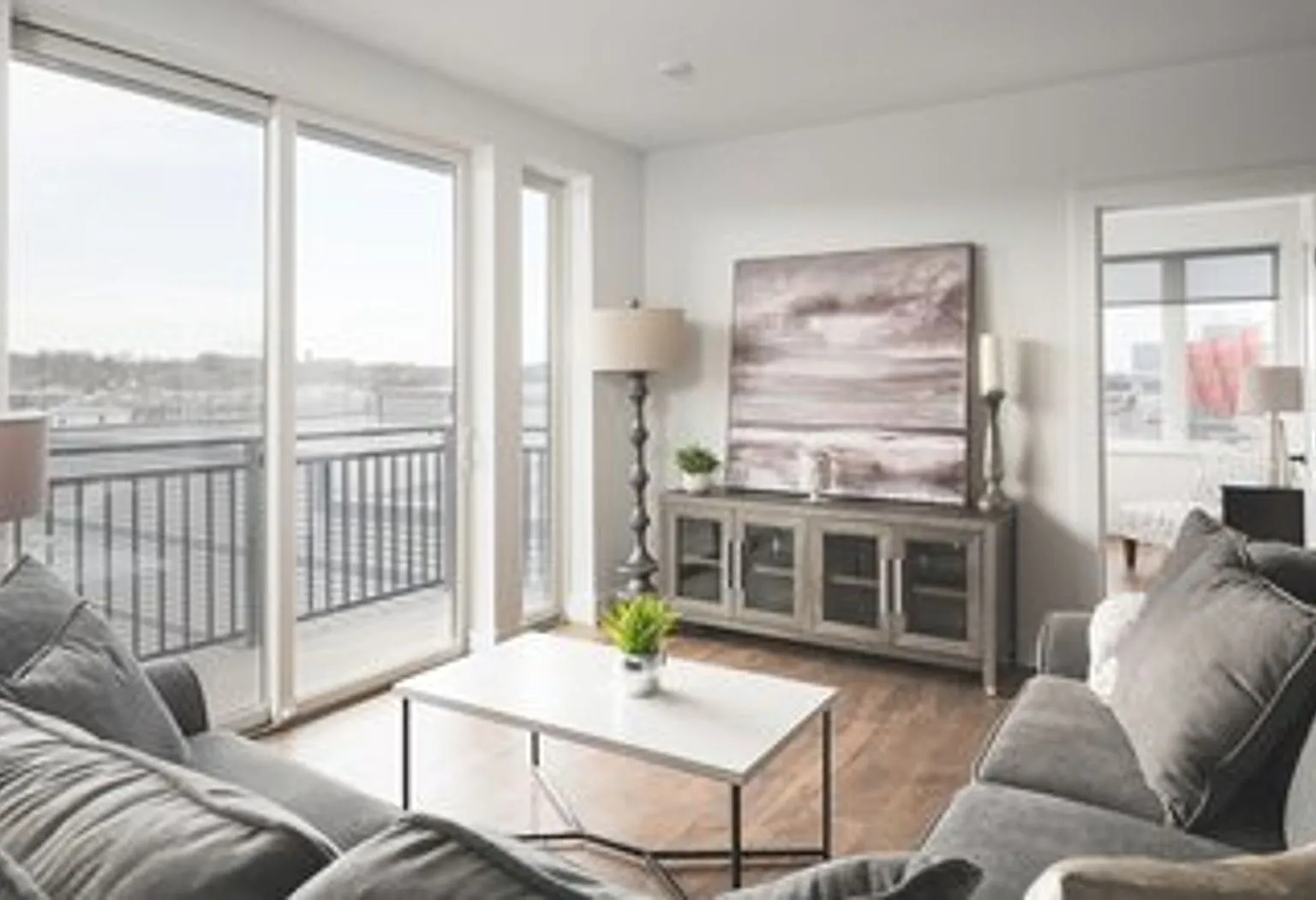 Stunning, Renovated 3 Bed/2 Bath! Right In Boston Landing — Photo 1