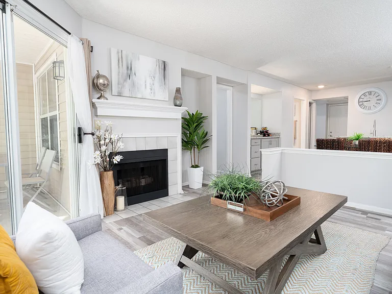 Britton Woods Apartments — Photo 8