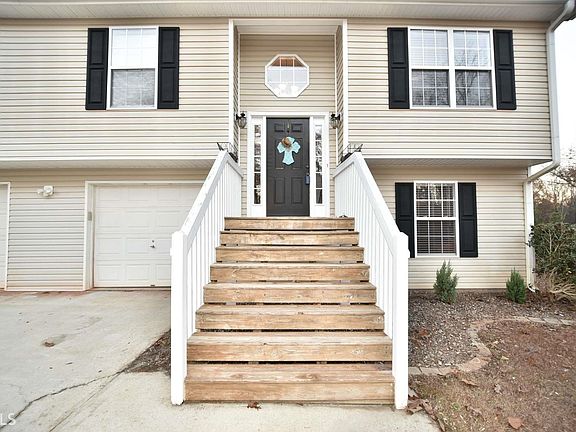 2nd image of 299 Silverwood Dr
