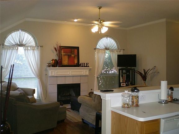5th image of 7507 David Dr