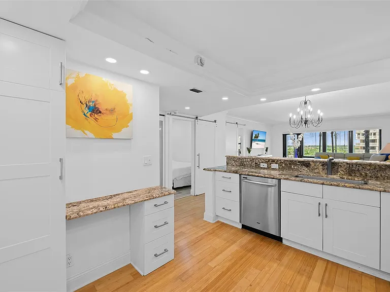 5100 N Ocean Blvd #702 — Photo 10