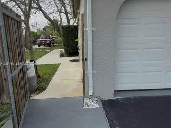 16255 SW 281st St #A, Homestead, FL 33033