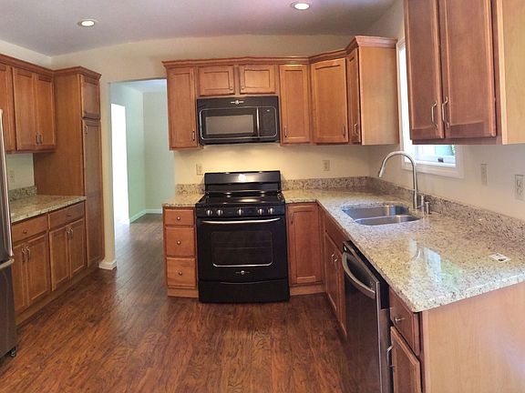 5th image of 23 Hidden Hills Dr